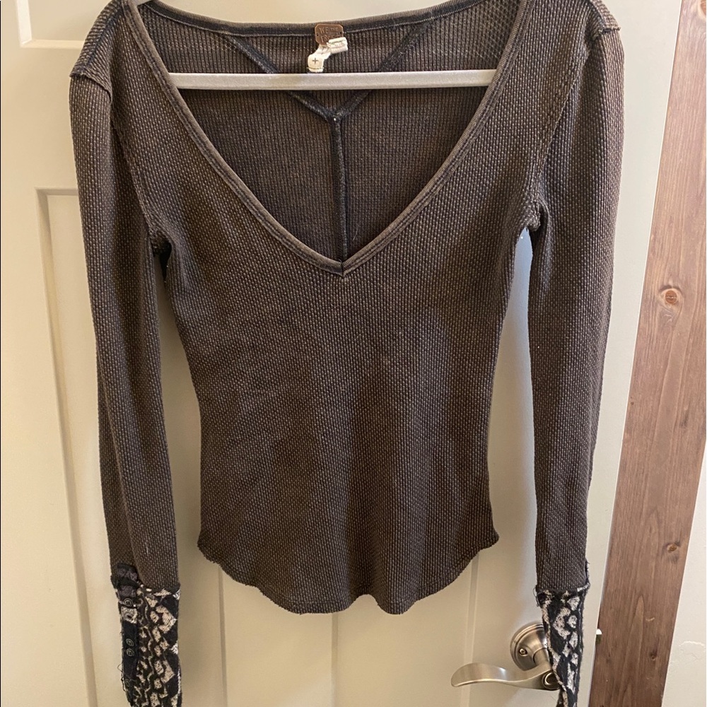 XS We the Free long sleeve with sweater cuff